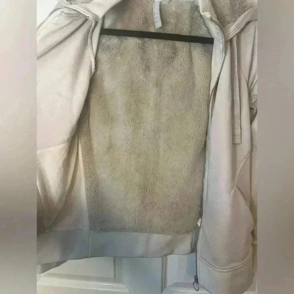 Athleta Triumph Lux Shine Hoodie - Picture 12 of 15